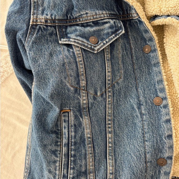 Levi Strauss Blue Denim Jacket - Picture 3 of 5